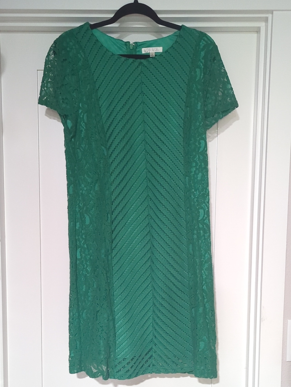 Spense Emerald Green Lace-Overlay Shift Dress